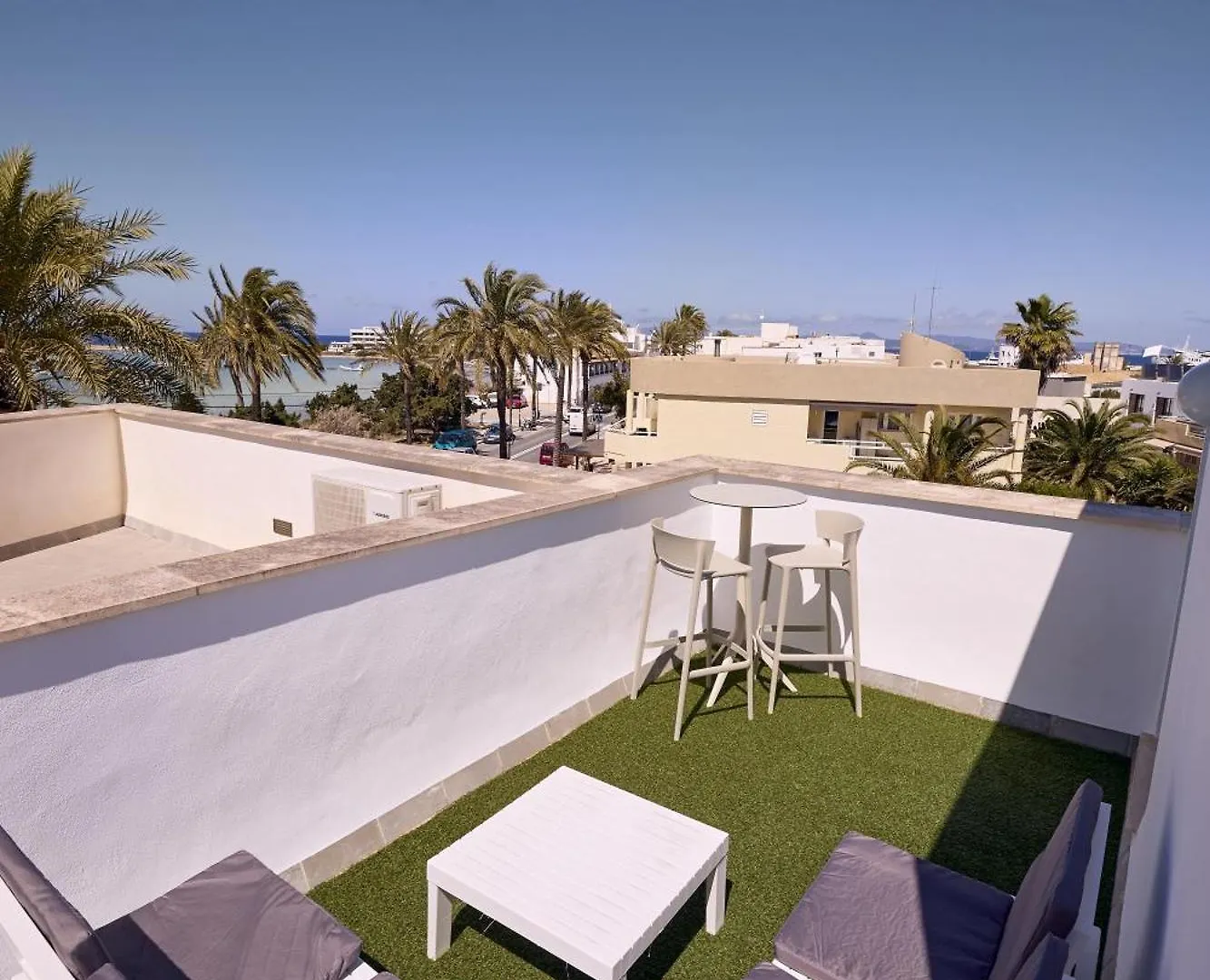 Apartamento Triplex Nuevo En La Savina La Savina  0*, La Savina (Formentera)